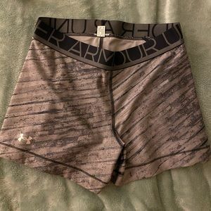Under armour spandex shorts